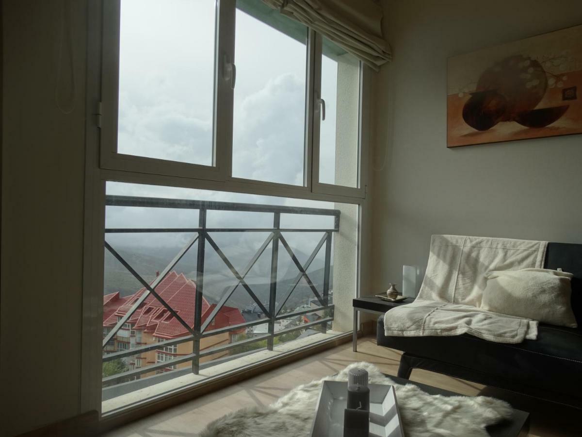 Apartamento De Lujo Con Vistas Panoramicas เซียร์ราเนบาดา ภายนอก รูปภาพ